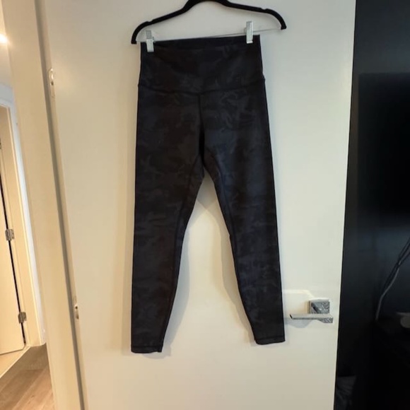lululemon Wunder Under High-Rise Tight 28" *Full-On Luon Incognito Camo Grey 8 - Picture 2 of 3